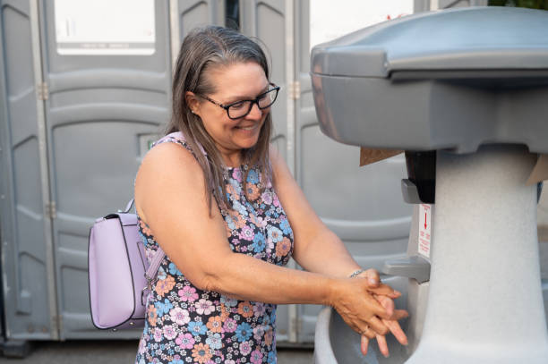 Best Porta potty rental near me  in Bushnell, FL