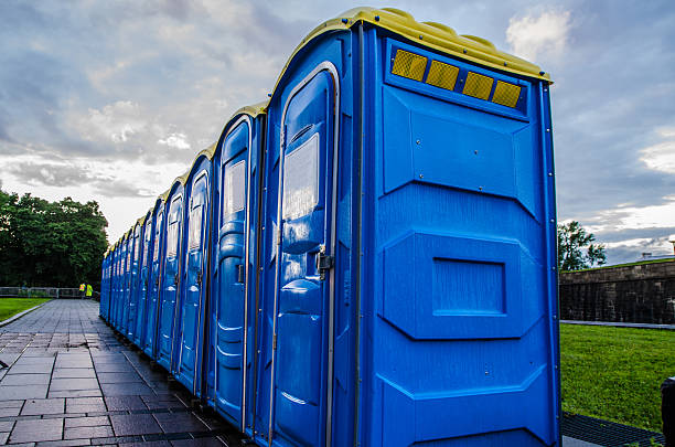 Best Portable restroom solutions  in Bushnell, FL